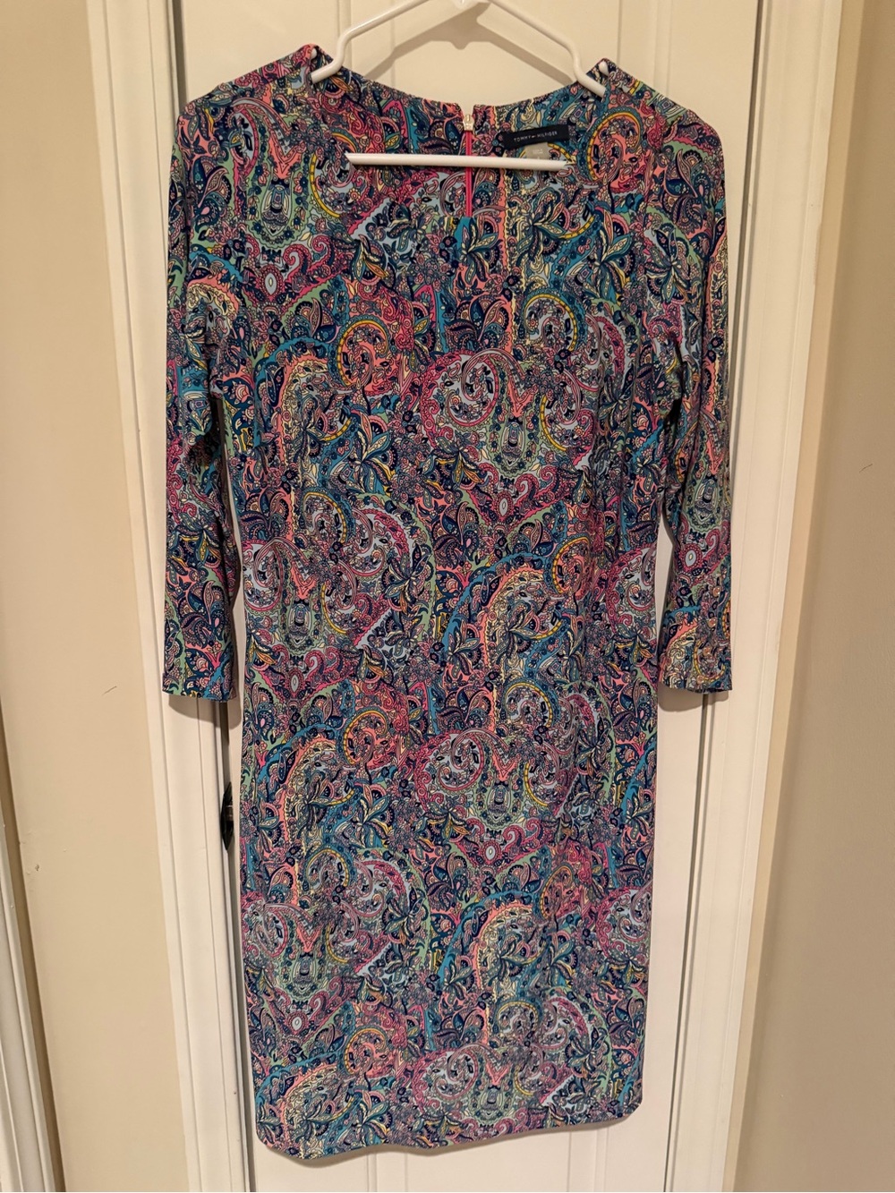 Tommy Hilfiger Women’s Multicolor Paisley Sheath Dress Sz 6